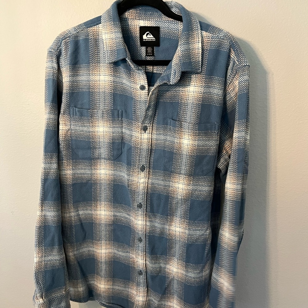 Quiksilver Blue and White Casual Button Down Shirt